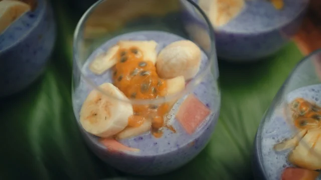 UMA KITCHEN à Moorea, en Polynésie Française c'est demain jeudi 7 décembre à 18h30 sur Caledonia ! C'est également le dernier épisode de la saison 2, donc ne le loupez pas !Gaby Levionnois
Pacific Food TV
Tiki Village Theatre (page officielle/official page)